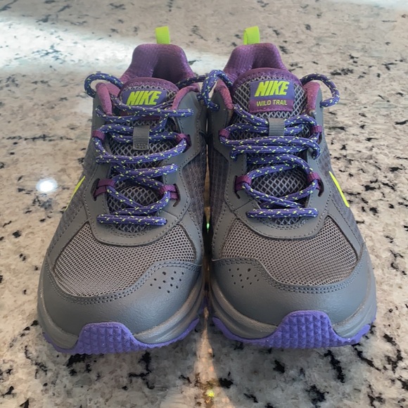 Nike Woman’s Wild Trail Running Shoes Size 8 - Picture 5 of 10